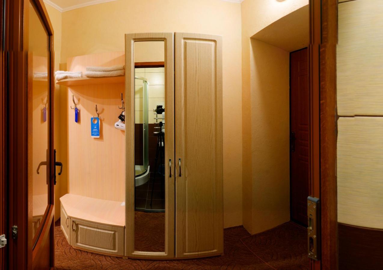 De Luxe Hotel Khmilnyk Eksteriør billede